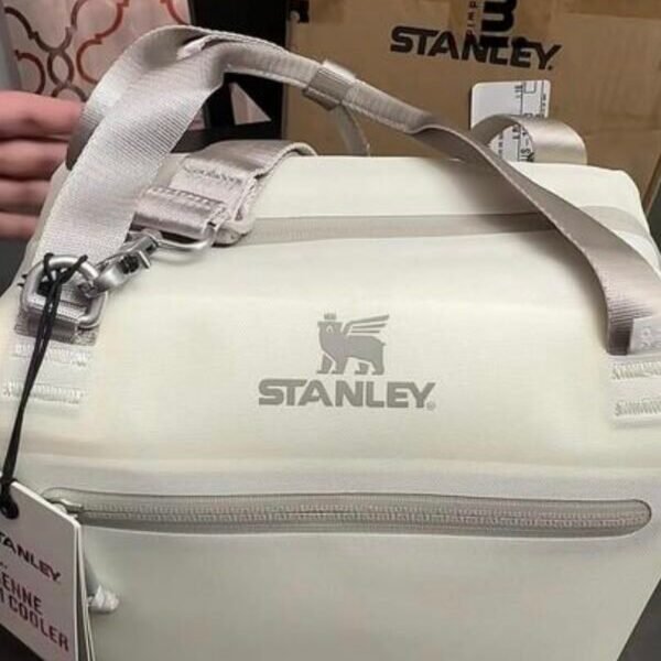 Julienne Mini Cooler Pallets